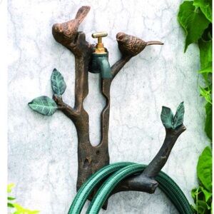 SPI HOMES Bird and Brand Decorative Metal Outdoor Hose Holder